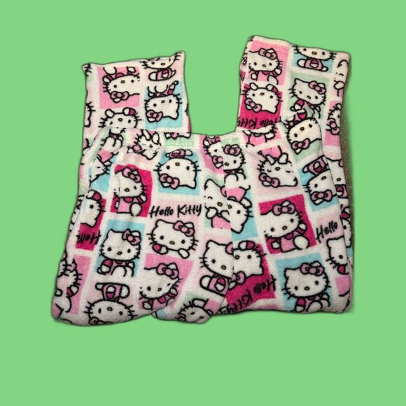 Size XL Hello Kitty Pajama Pants - Picture 1 of 2